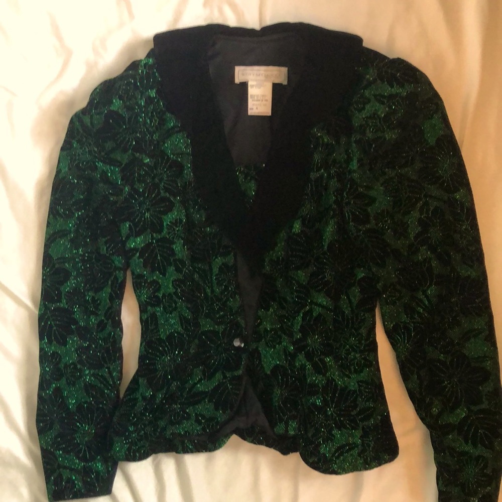 Glittery festive blazer with faux velvet collar. Scott McClintock size 4.